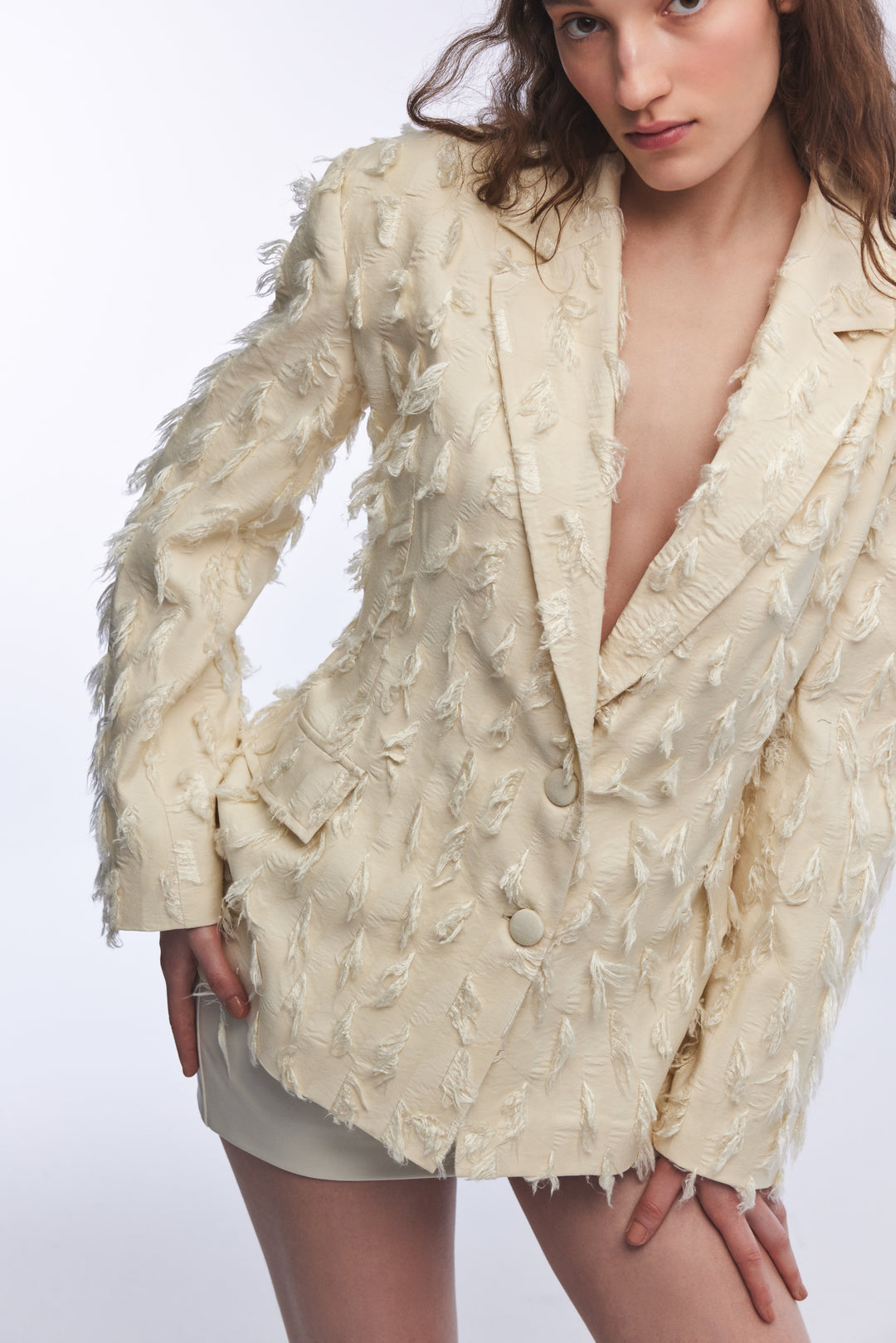 EKRU PÜSKÜL DETAYLI BLAZER CEKET